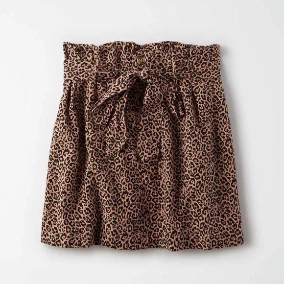 American Eagle Outfitters Dresses & Skirts - American Eagle Linen Leopard Skirt Paperbag Waist